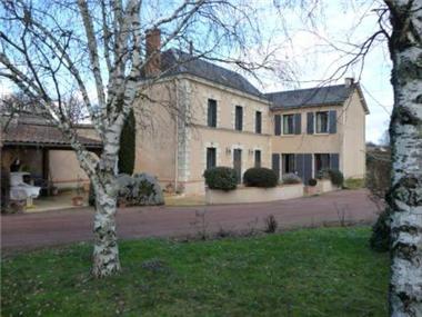 House for sale in Thouars (Poitou-Charentes)