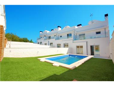 Townhouse for sale in La Bonanova (Balearic Islands)