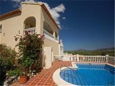 Villa for sale in Sagra (Valencia)