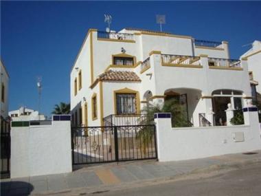 House for sale in Los Montesinos (Valencia)