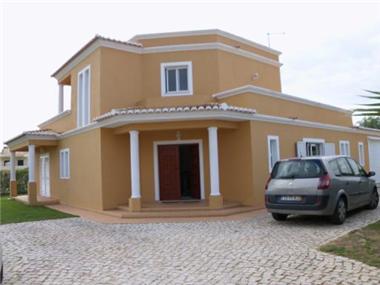 House/villa for sale in Porches (Faro)