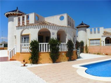 Detached for sale in Campoamor (Valencia)