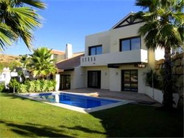 Villa for sale in La Alqueria (Andalucia)