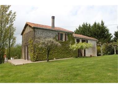 Stone House for sale in Le Retail (Poitou-Charentes)