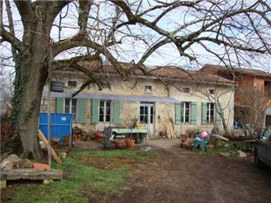 House for sale in Montguyon (Poitou-Charentes)