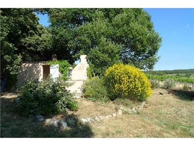 Cottage for sale in La Tour-d'Aigues (Provence-Alpes-Cote d'Azur)
