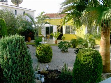 Villas for sale in Peyia (Paphos)