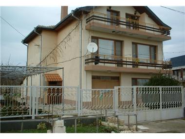 House for sale in Avren (Varna)