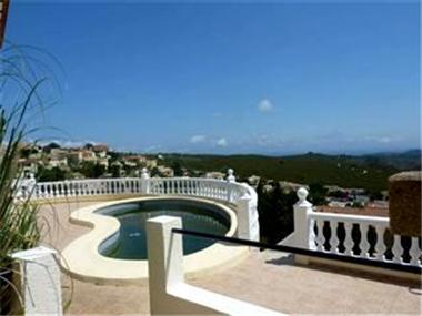 Villa for sale in Cumbre del Sol (Valencia)