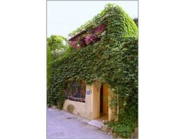 House for sale in La Motte-d'Aigues (Provence-Alpes-Cote d'Azur)