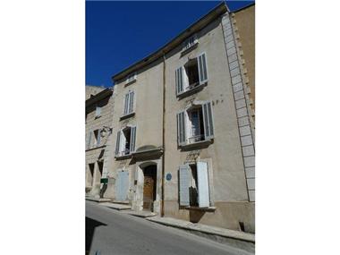 House for sale in Cucuron (Provence-Alpes-Cote d'Azur)