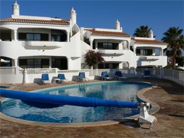 Commercial for sale in Carvoeiro (Faro)