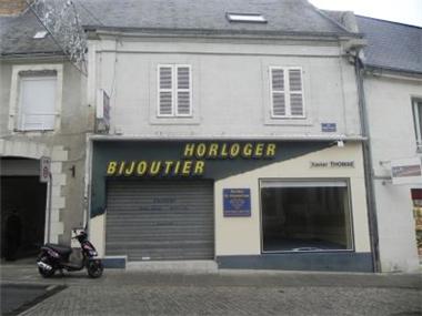 House for sale in Longue-Jumelles (Region Pays de la Loire)