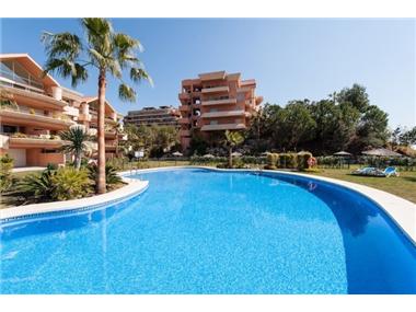 Apartment - Ground Floor for sale in Nueva Andalucia (Andalucia)