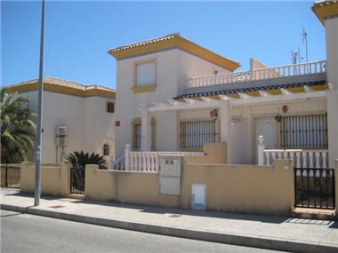 Townhouse for sale in Orihuela Costa (Valencia)