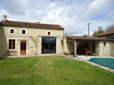 Other for sale in Villefagnan (Poitou-Charentes)