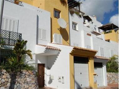 Property - Town House for sale in Salobrena (Andalucia)