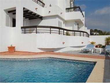 Property - Semi Detached Villa for sale in Salobrena (Andalucia)