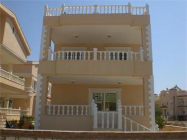 Property - Villa for sale in Altinkum (Aydin)
