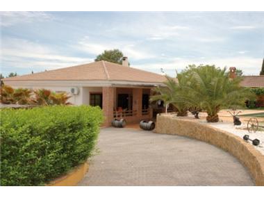 Country Property for sale in Moraleda de Zafayona (Andalucia)