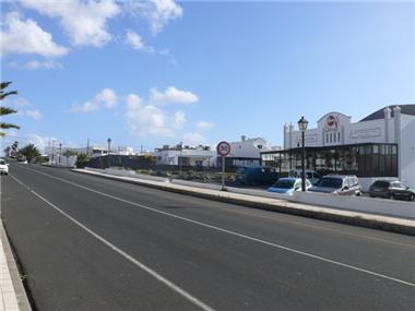 Commercial for sale in Tahiche (Canary Islands)