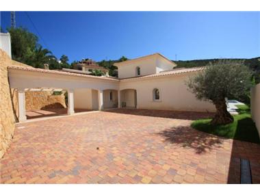 Villa for sale in Moraira (Valencia)