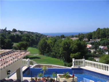 Villa for sale in Moraira (Valencia)