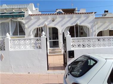 Townhouse for sale in San Miguel de Salinas (Valencia)