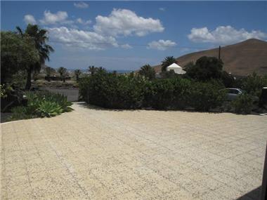 Villa for sale in Tahiche (Canary Islands)
