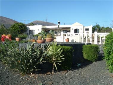 Villa for sale in Macher (Canary Islands)