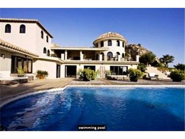 Villa for sale in Benalmadena (Andalucia)