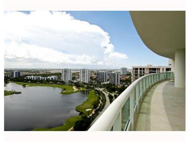 House/villa for sale in Aventura (Florida)