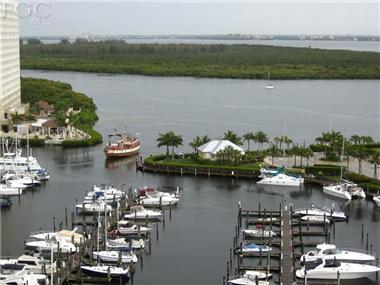 Land for sale in Cape Coral (Florida)