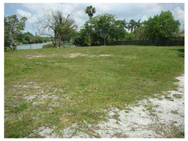 Land for sale in Miami (Florida)