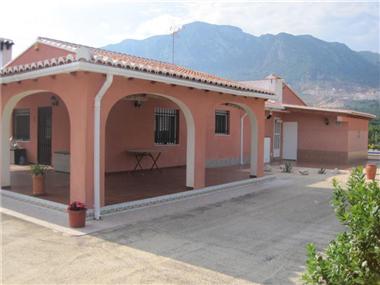 Villa for sale in Gandia (Valencia)