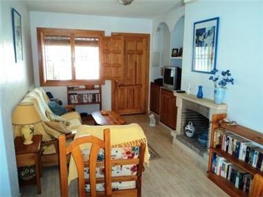 Townhouse for sale in Torre De La Horadada (Valencia)