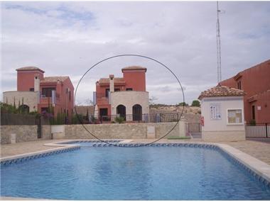 Villa for sale in San Miguel de Salinas (Valencia)