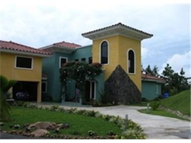 House/villa for sale in Altos de Santa Maria (Panama)