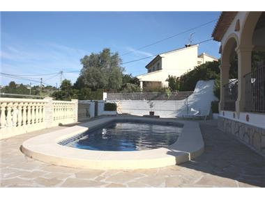 Villa for sale in Gata de Gorgos (Valencia)