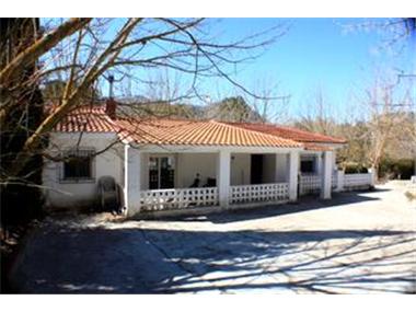 Villa for sale in Muro del Alcoy (Valencia)