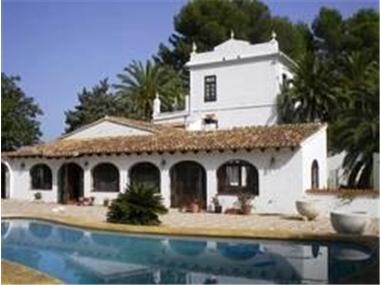 Villa for sale in Parcent (Valencia)