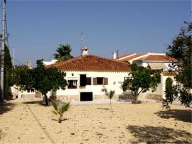 Finca for sale in Orba (Valencia)