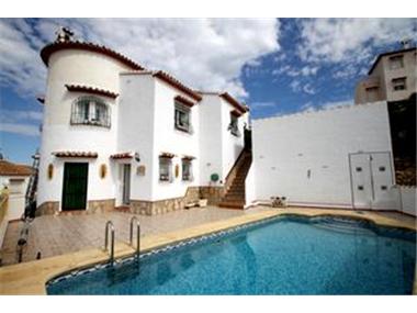 Villa for sale in Pedreguer (Valencia)