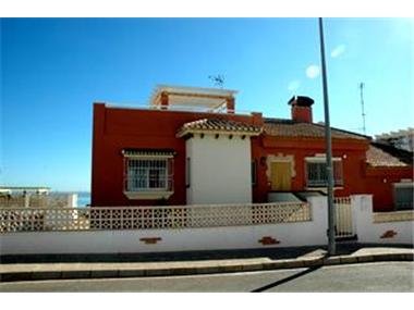 Townhouse for sale in El Carmoli (Murcia)