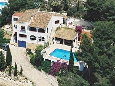 Villa for sale in Moraira (Valencia)