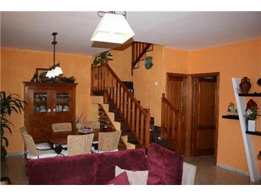 Townhouse for sale in Yaiza (Canary Islands)