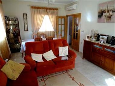 Villa for sale in Los Montesinos (Valencia)