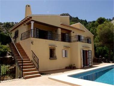 Villa for sale in Sella (Valencia)