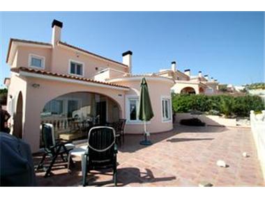 Villa for sale in Gata de Gorgos (Valencia)