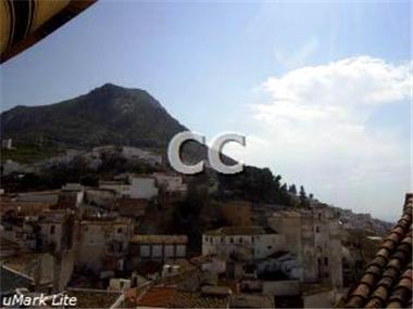 Townhouse for sale in Martos (Andalucia)